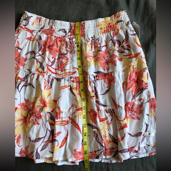 Hurley tiered mini skirt - Picture 6 of 13